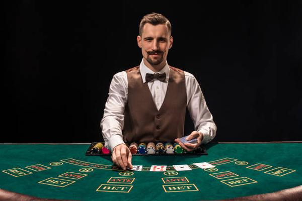 Try Classic Blackjack Tables at an online casino Singapore Platform for Enthusiasts